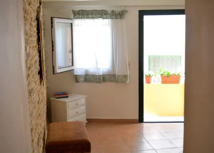 Menta House *