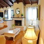 Menta House * Potamós